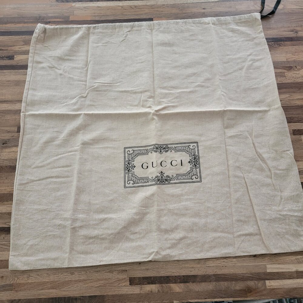 GUCCI 27 x 27.5" Extra Large Dust Protection/Dustproof Travel Bag - Picture 9 of 10